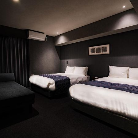 Randor Hotel Namba Osaka Suites الغرفة الصورة